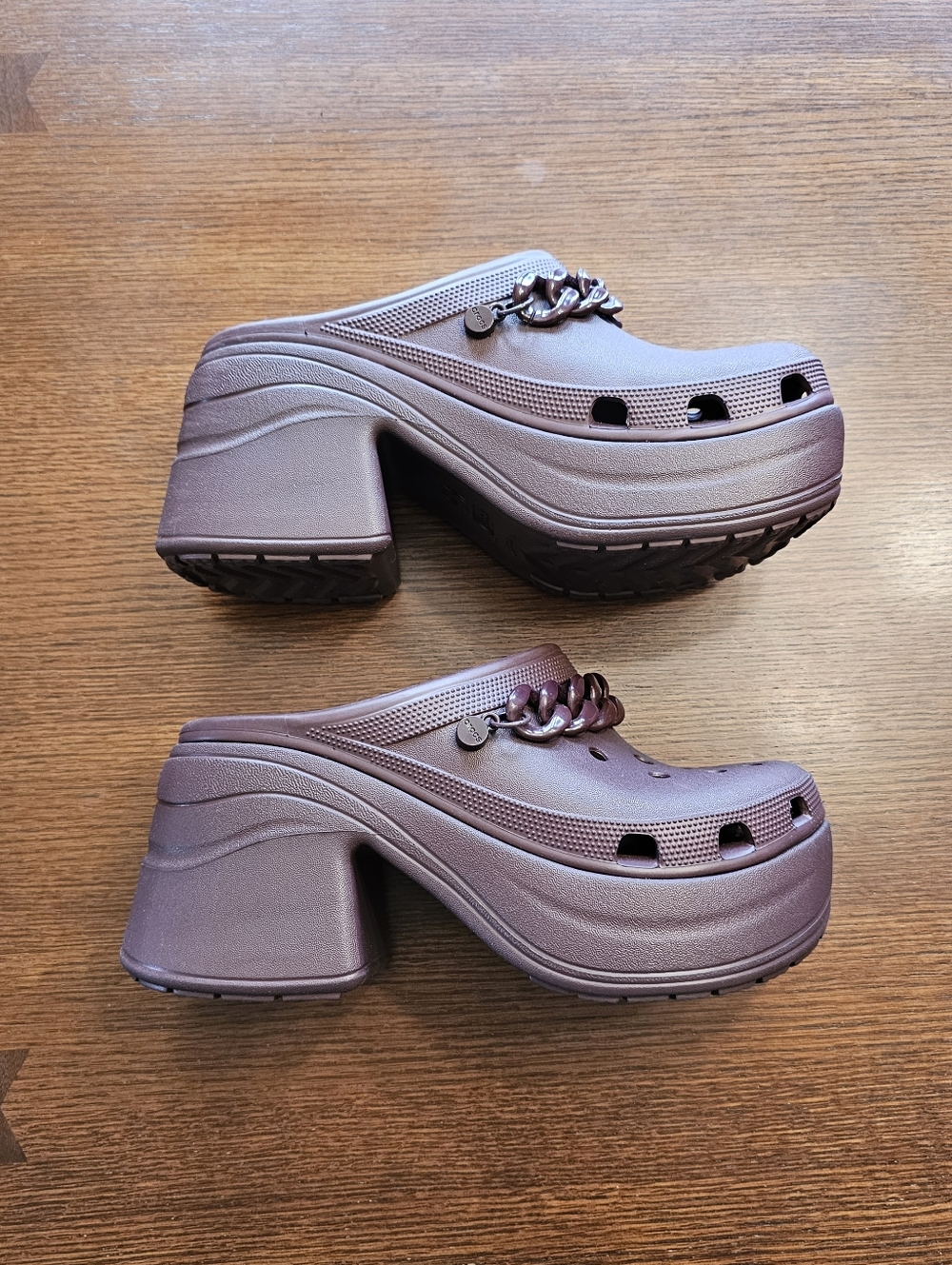 Crocs Siren Chain Heels Dark Cherry Size 10 - Picture 6 of 16